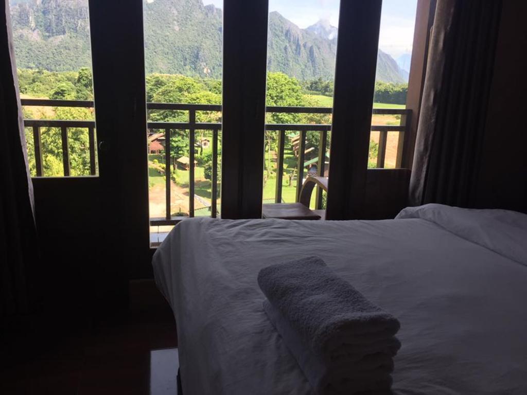 Happy River View Hotel Vang Vieng Exterior foto